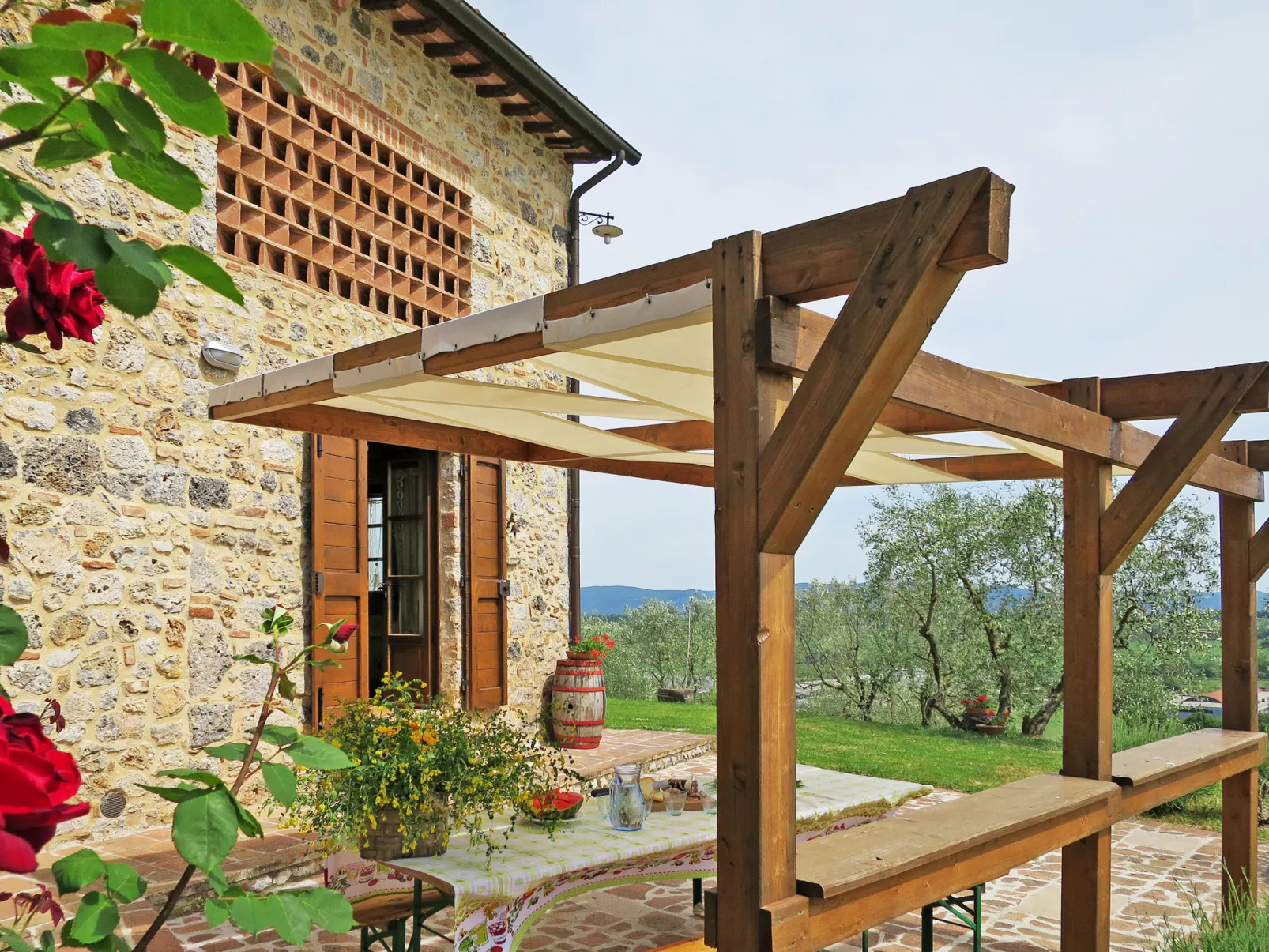Poggio all'Aia-Inside