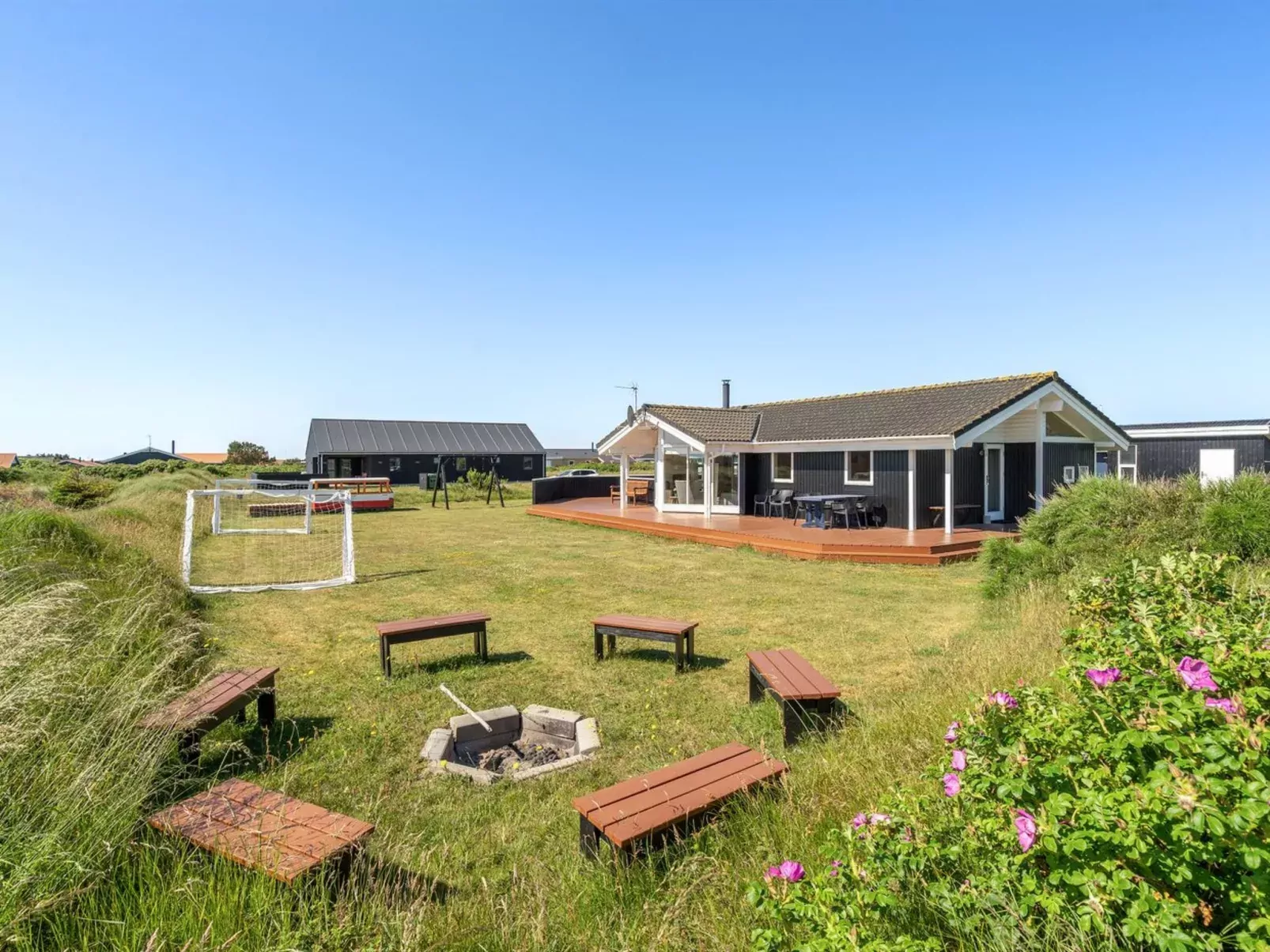 "Floriana" - 650m from the sea-Draußen