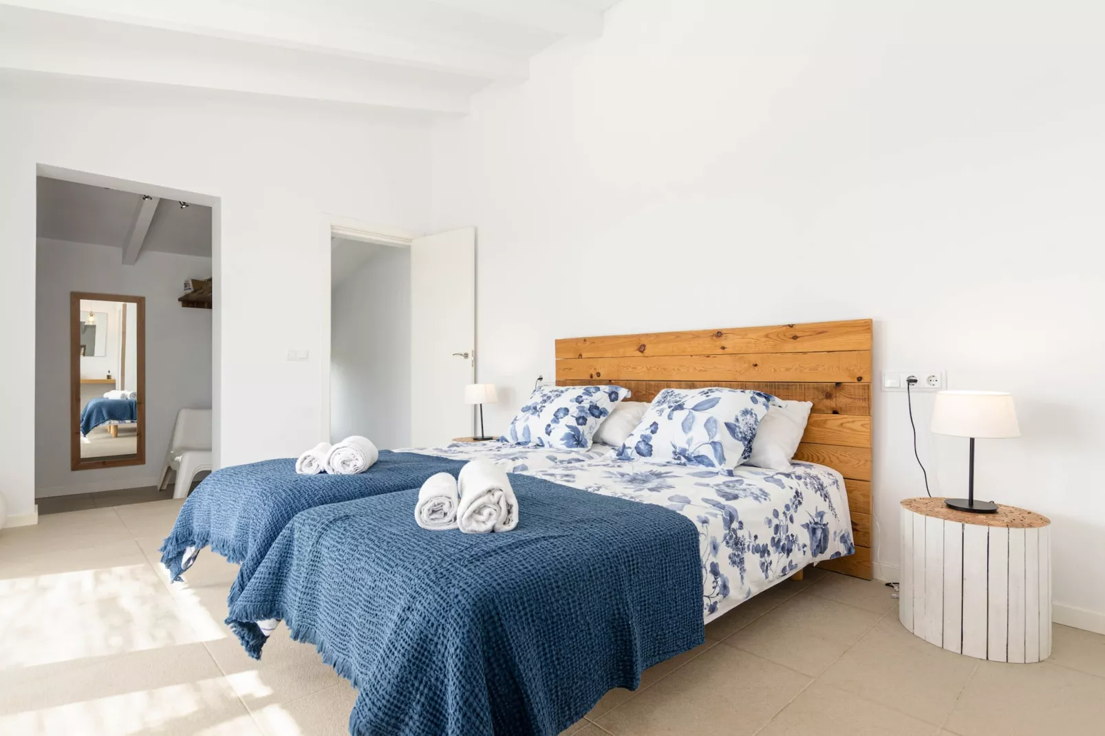 YourHouse Carrera Plana