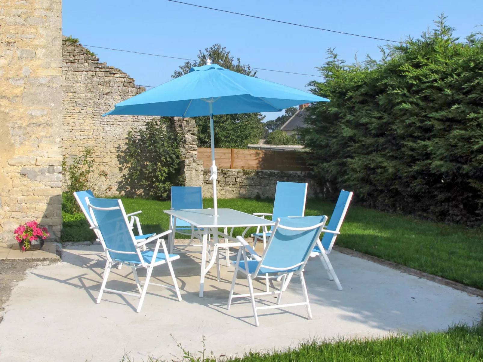 Le Clos Renard-Outside
