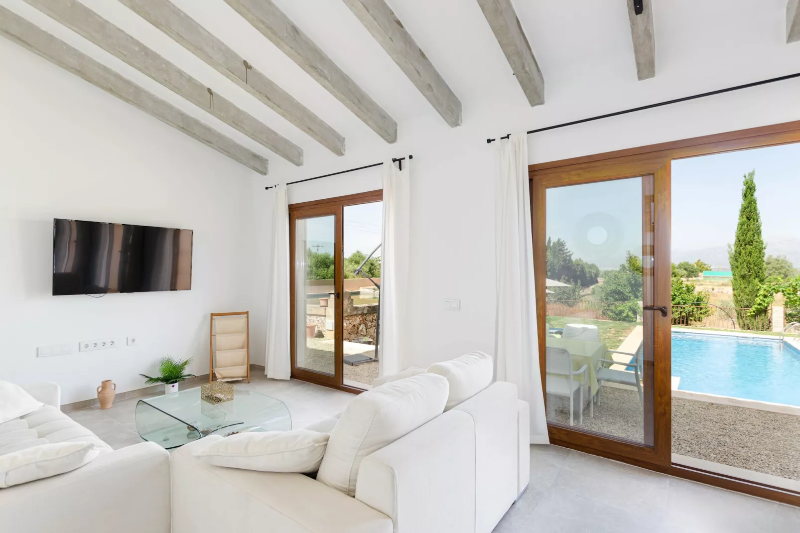 YourHouse Can Covetes-Living room