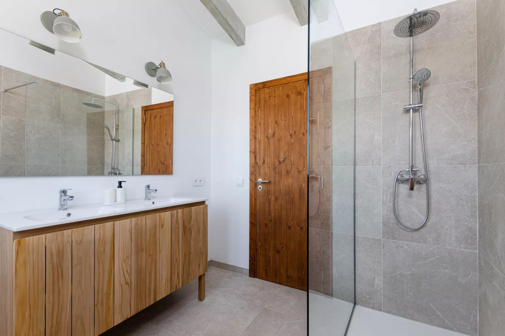 YourHouse Can Covetes-Bathroom