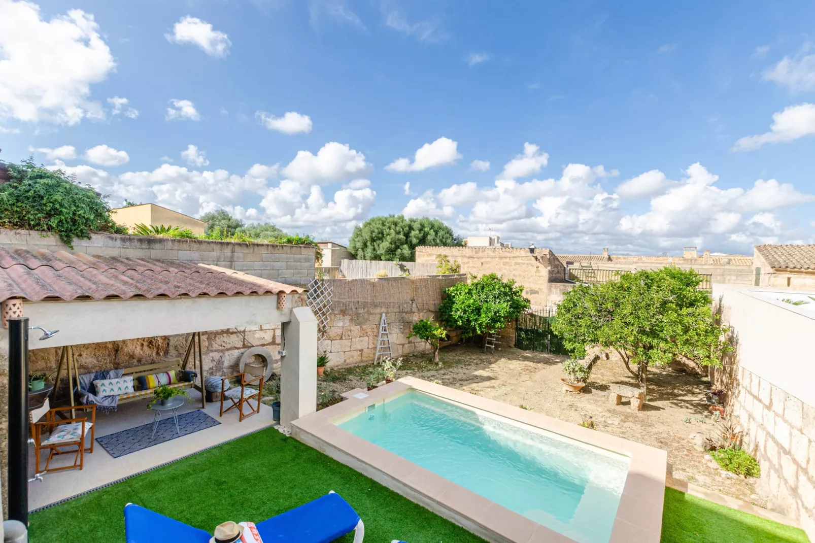 YourHouse Cas Forner-Pool