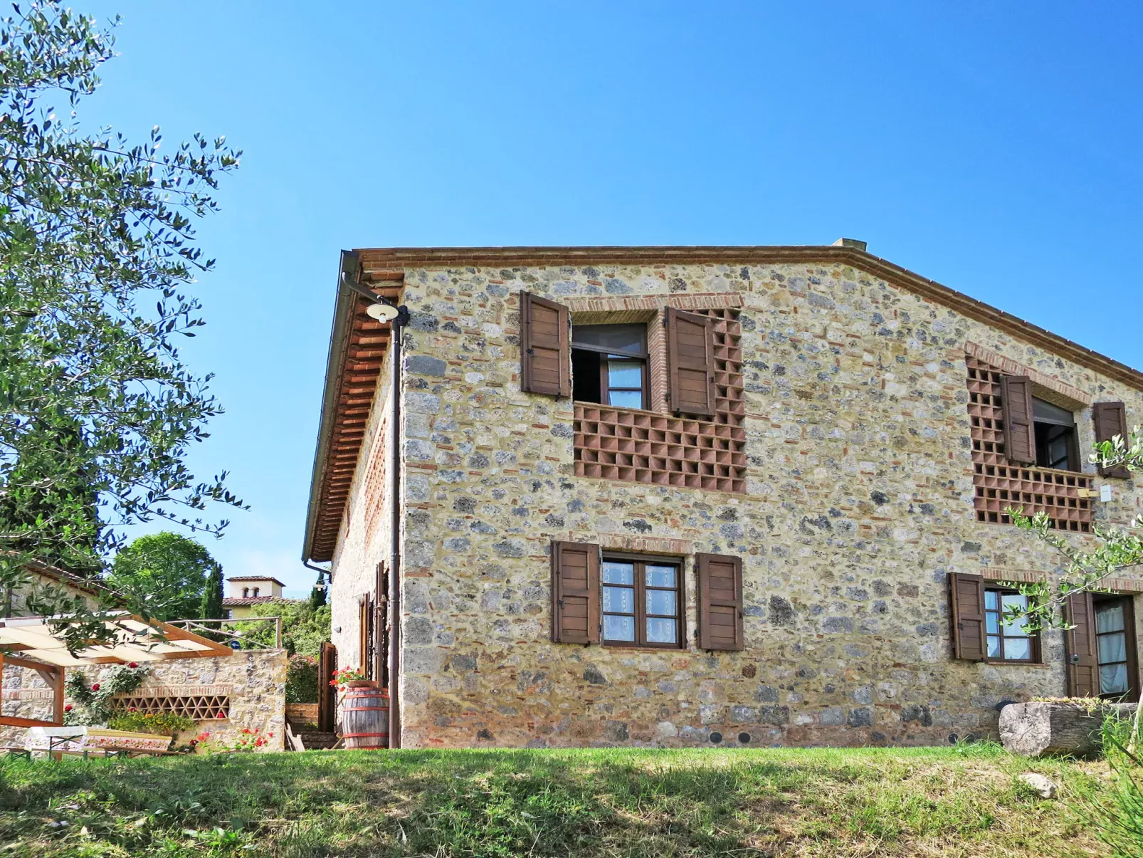 Poggio all'Aia-Outside