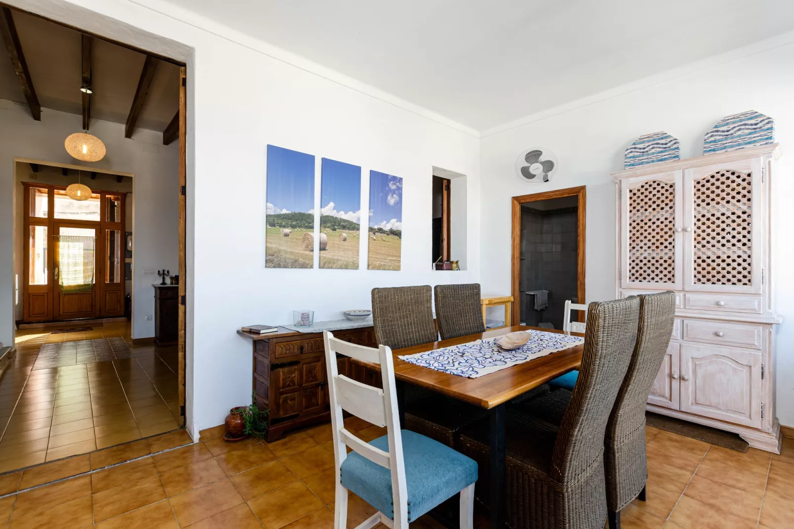 YourHouse Cas Forner-Dining room