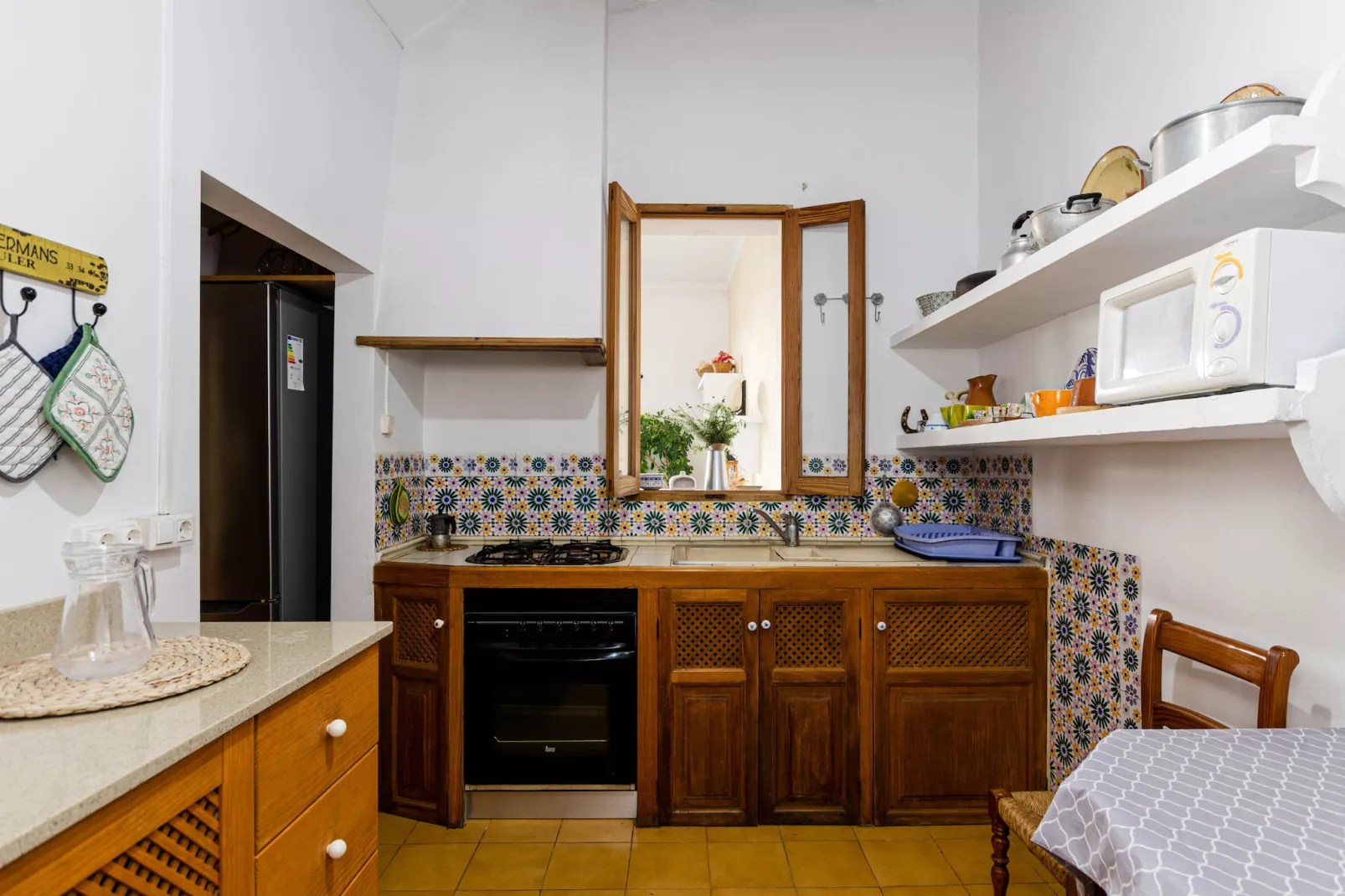 YourHouse Cas Forner-Kitchen