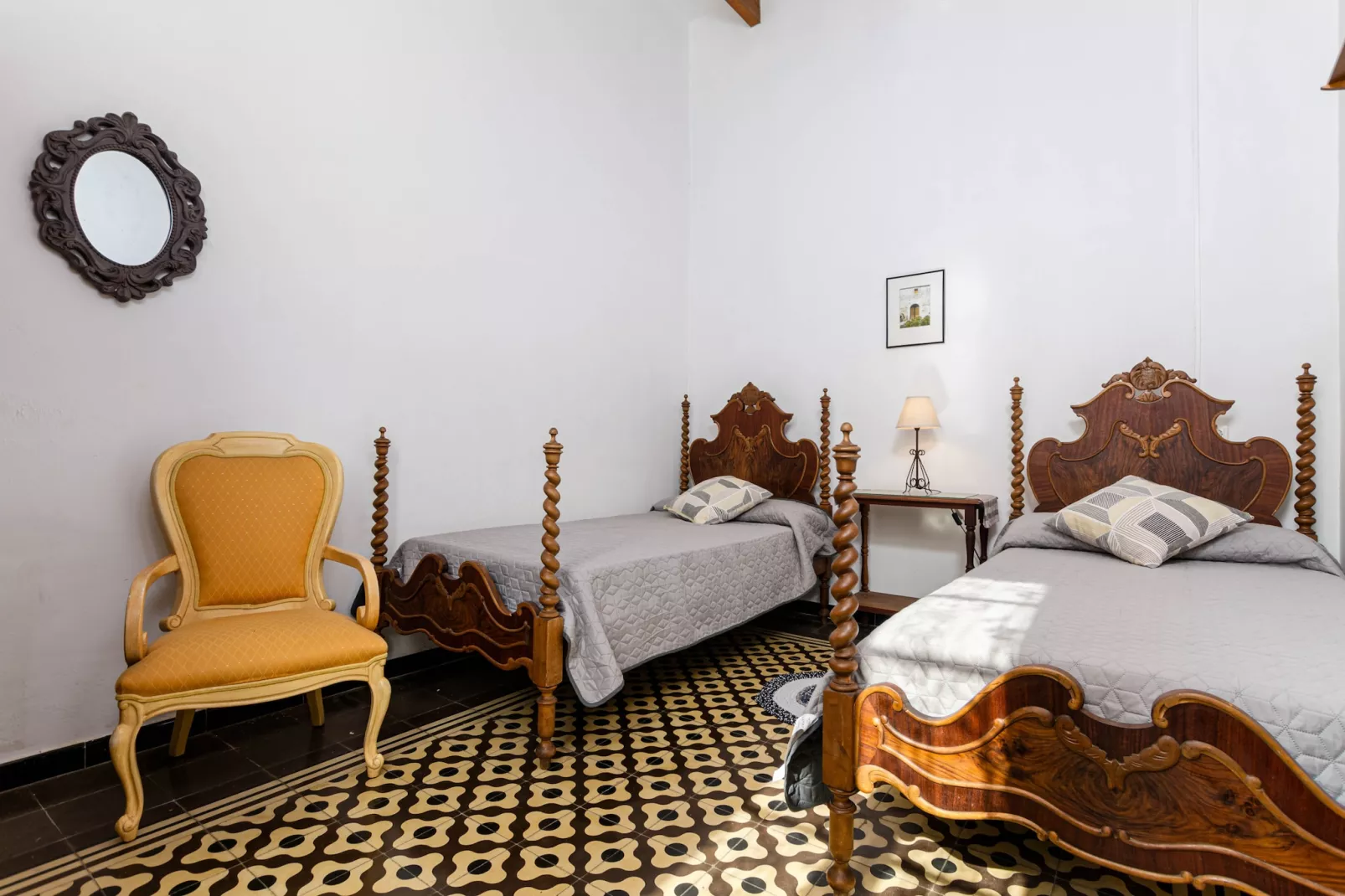YourHouse Cas Forner-Bedroom