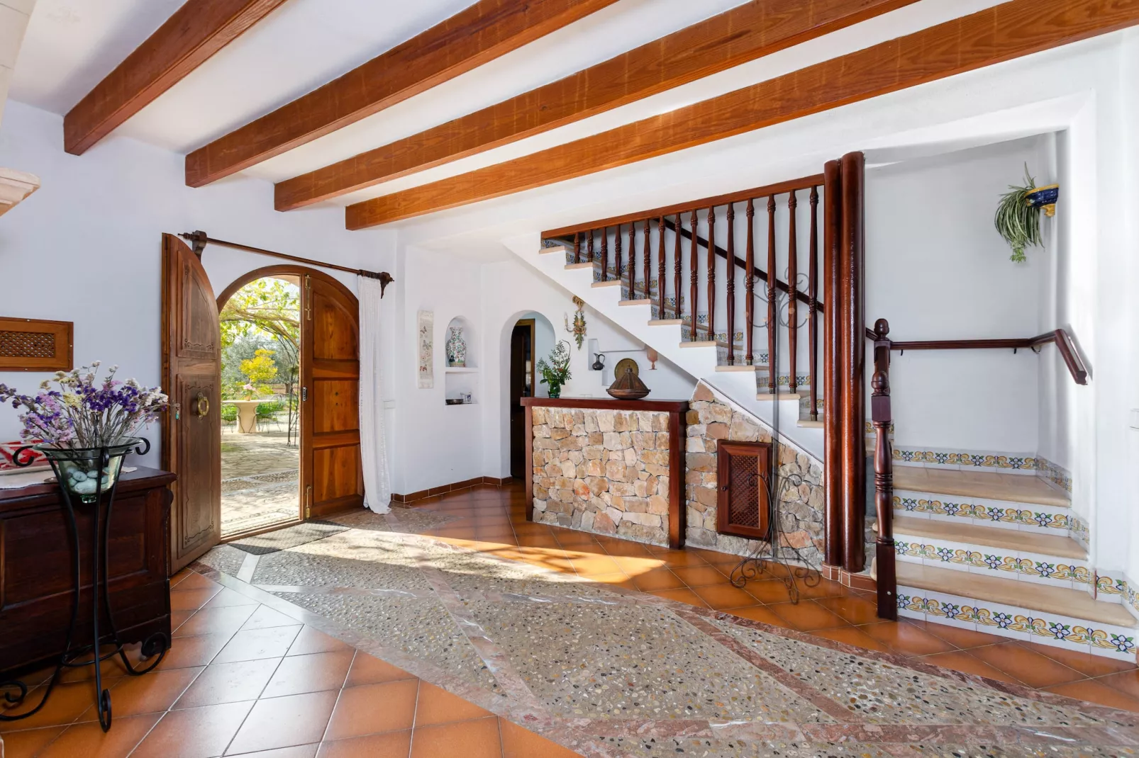 YourHouse Can Jaume-Living room