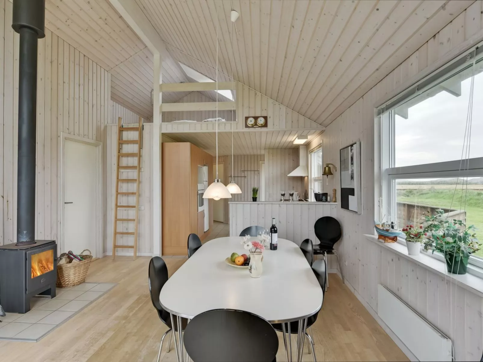 "Erland" - 500m from the sea-Inside