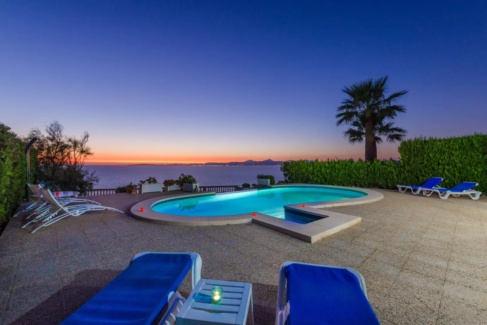 YourHouse Somni-Pool