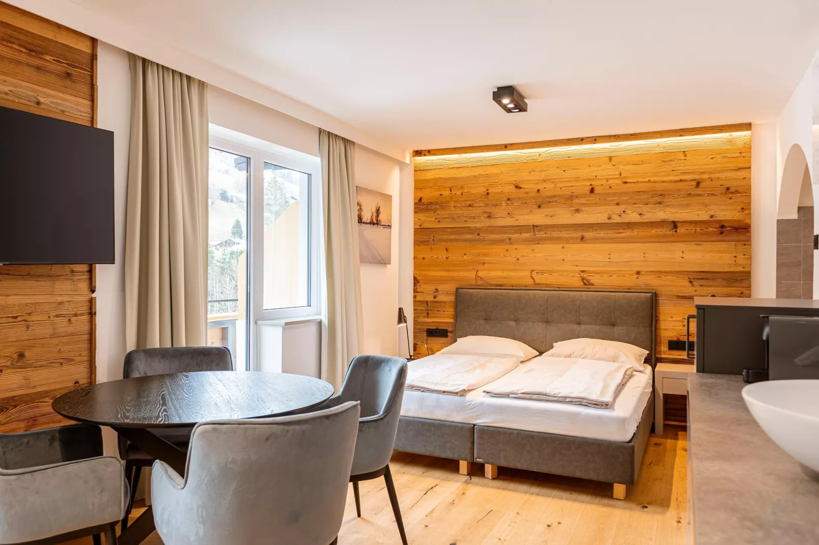 Saalbach Suite 2-Bedroom