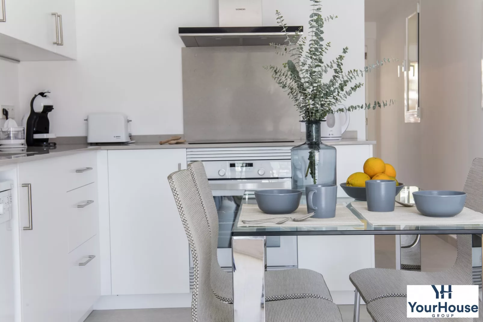 YourHouse Es Niu-Kitchen