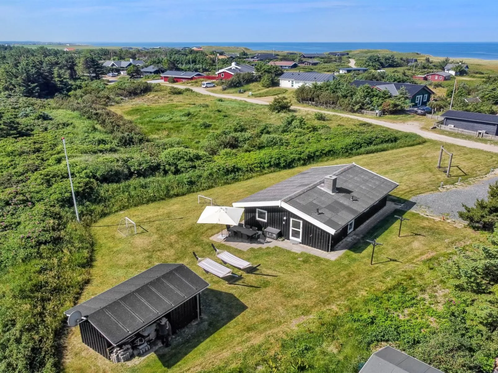 "Alberga" - 700m from the sea-Draußen