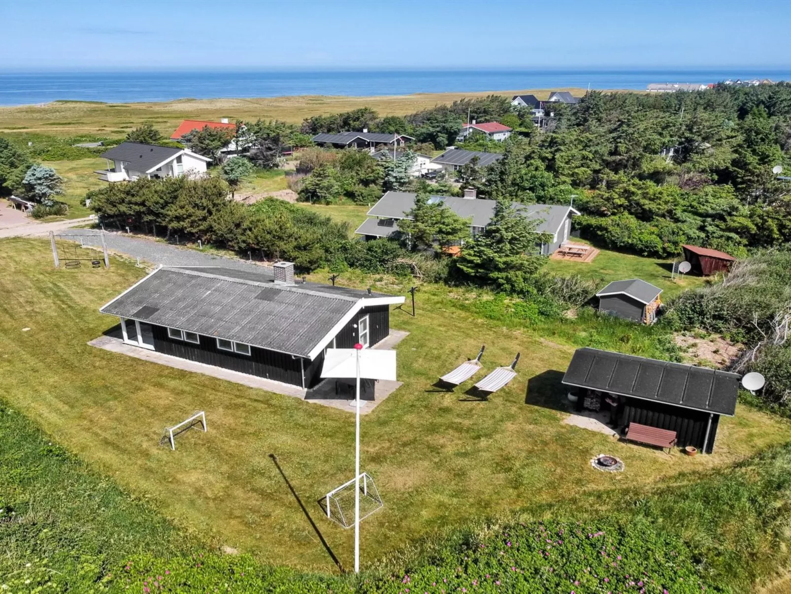 "Alberga" - 700m from the sea-Draußen