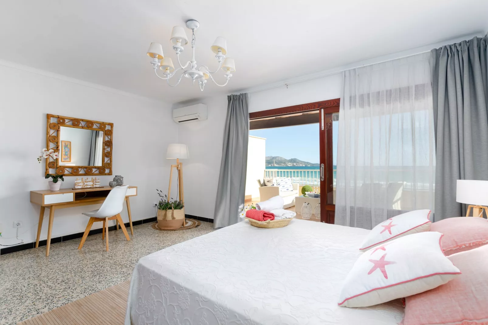YourHouse Can Ines-Bedroom