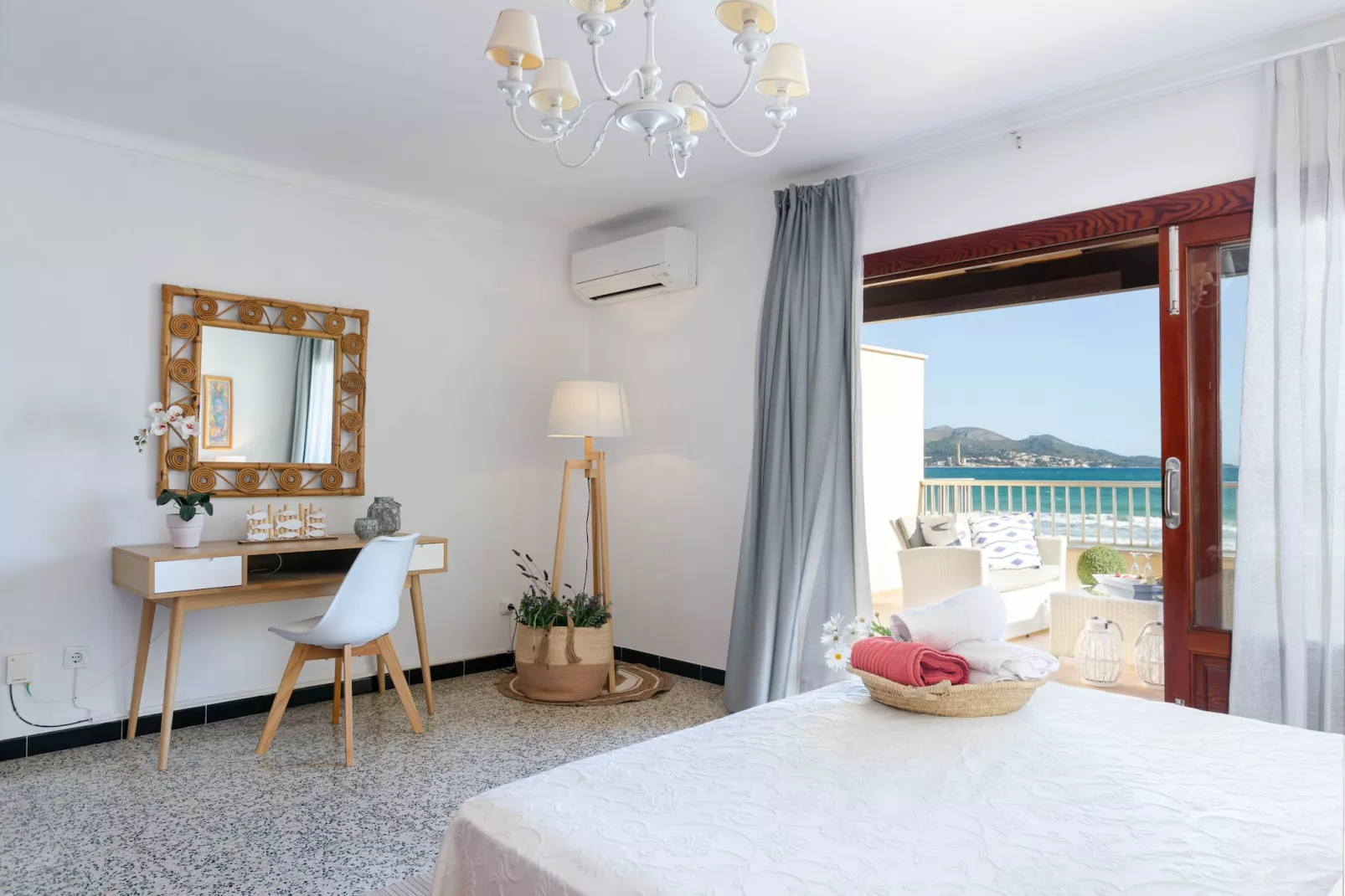 YourHouse Can Ines-Bedroom