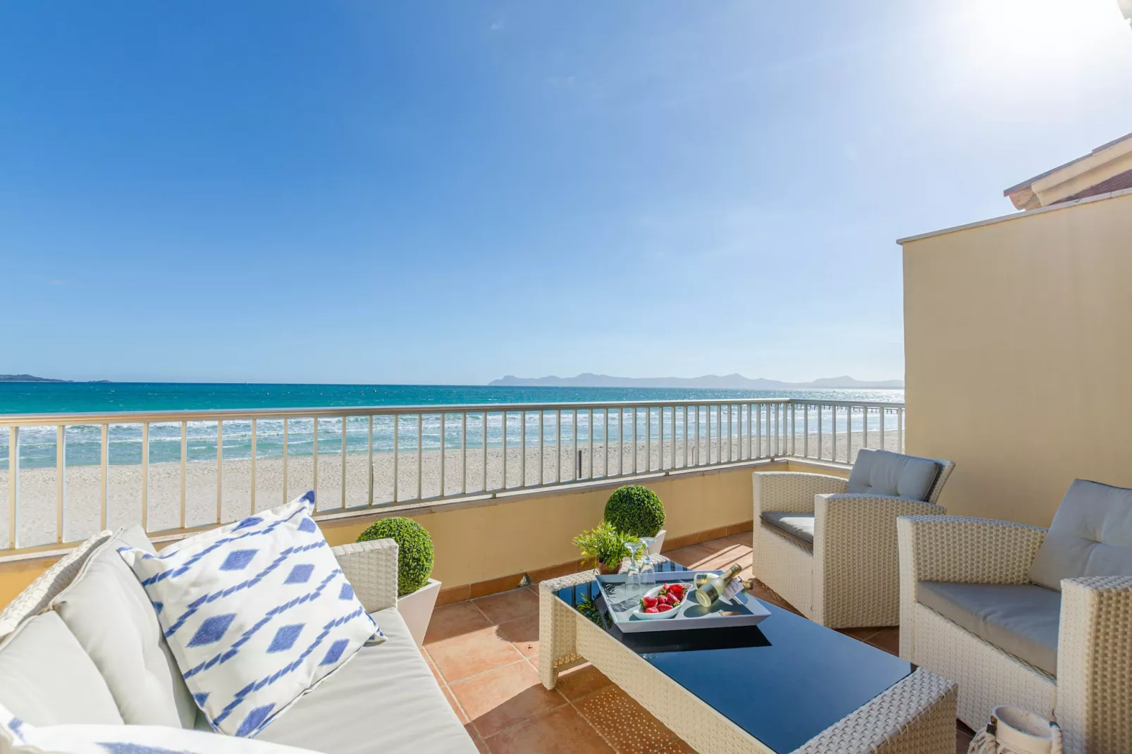 YourHouse Can Ines-Terrace