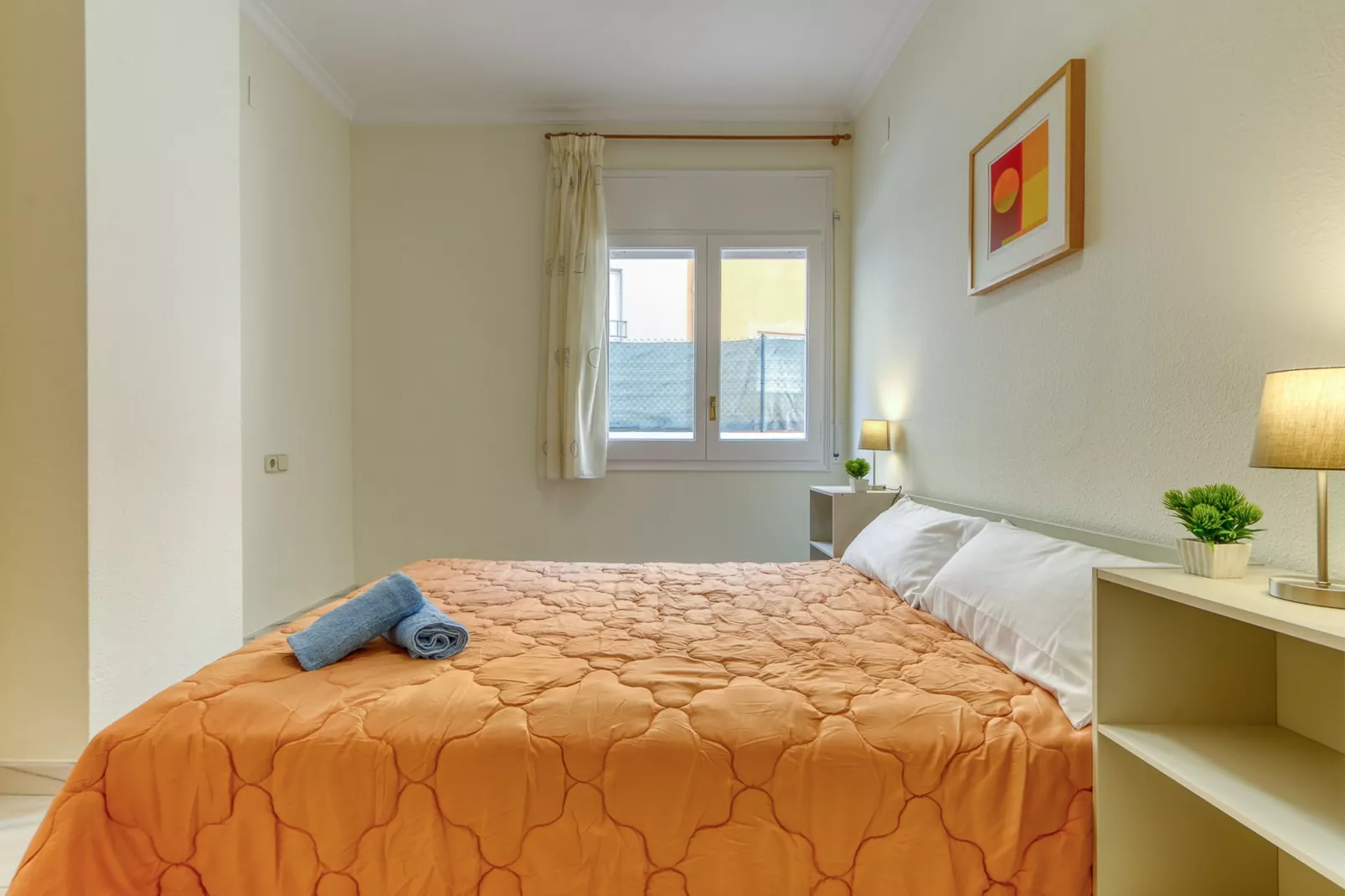 CASA COLOM Roses-Bedroom
