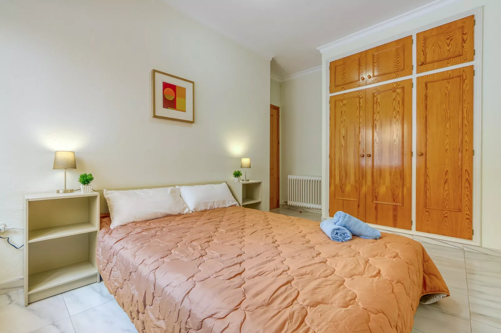 CASA COLOM Roses-Bedroom