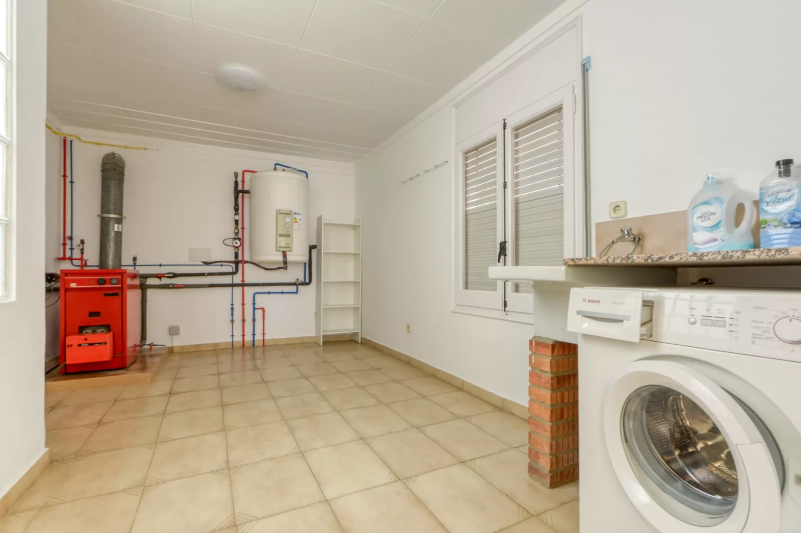 CASA COLOM Roses-Facilities