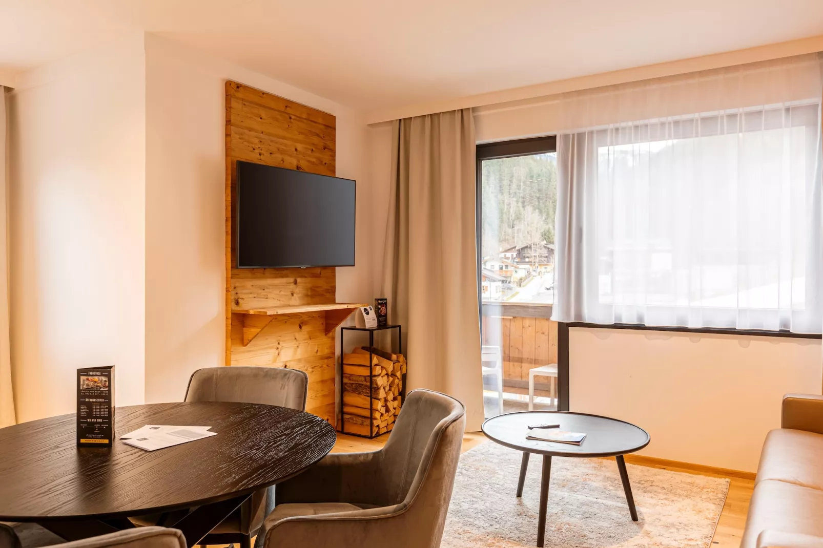 Saalbach Suite 3-Living room