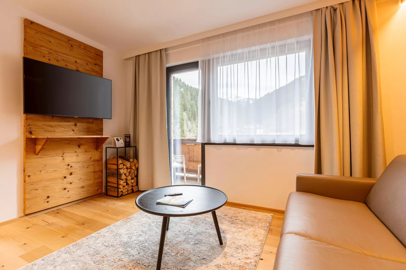 Saalbach Suite 3-Living room