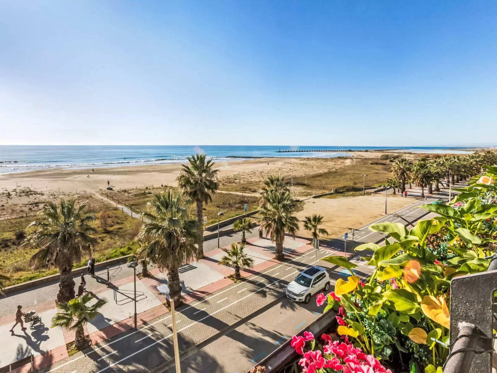 Jardin del Mar-Outside