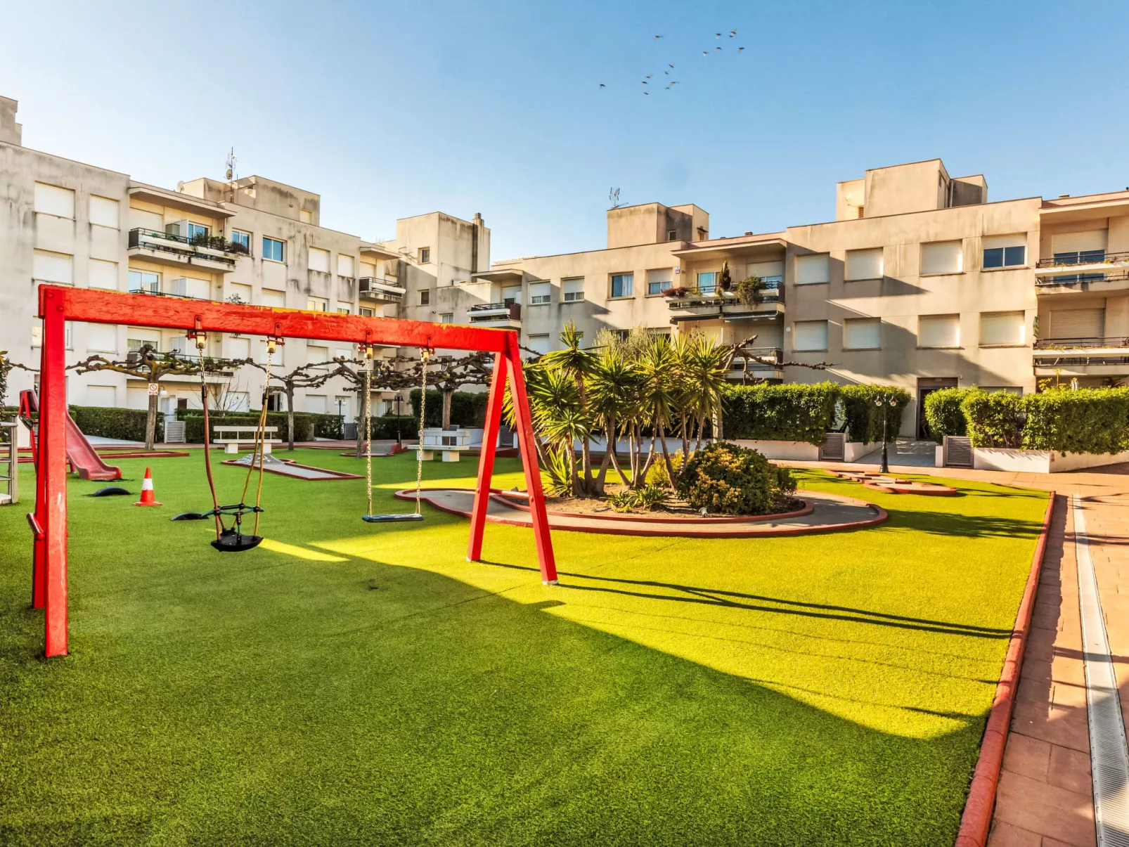 Jardin del Mar-Outside