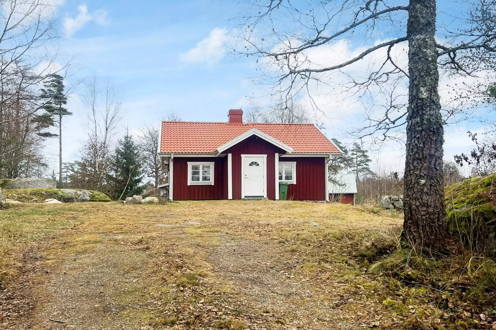 4 person holiday home in LÖNASHULT