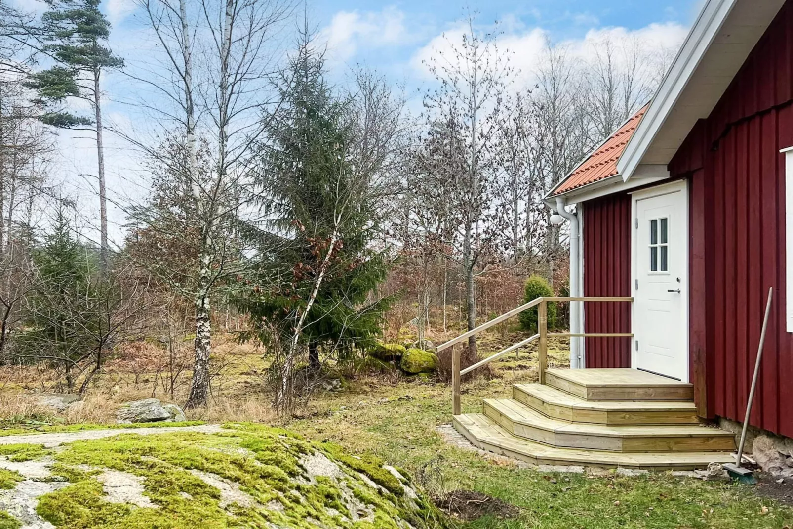 4 person holiday home in LÖNASHULT