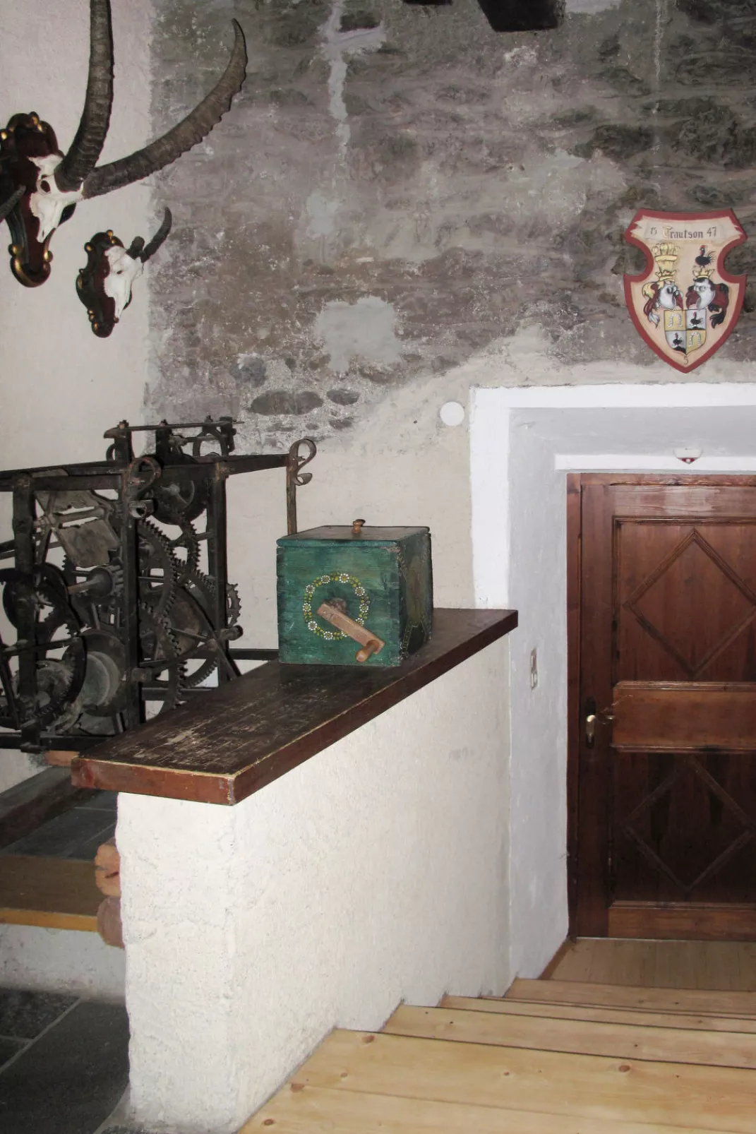 Burg Biedenegg mit Schlosscafé-Dedans