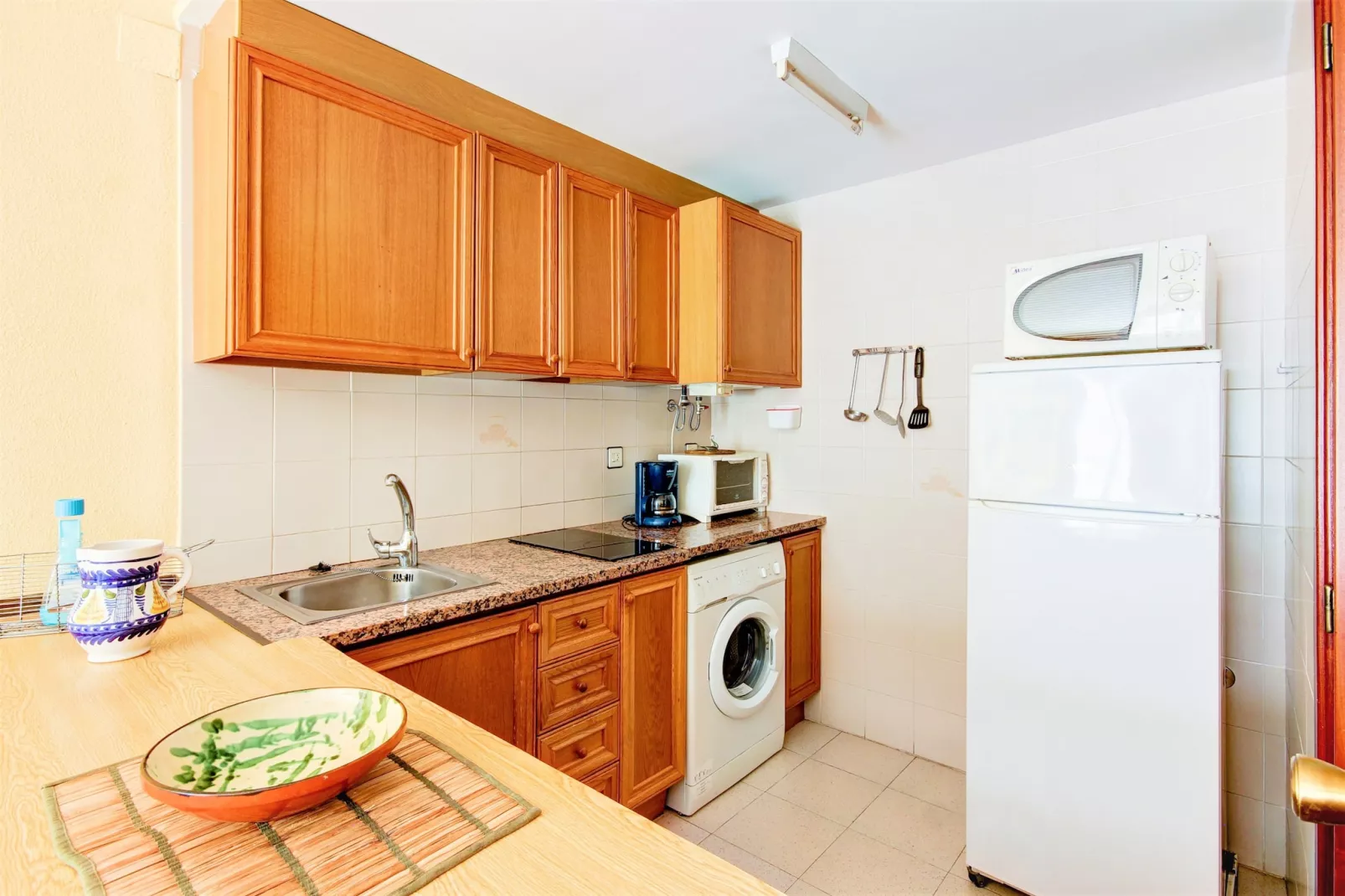 PUIG ROM 115 1 2  Roses-Kitchen