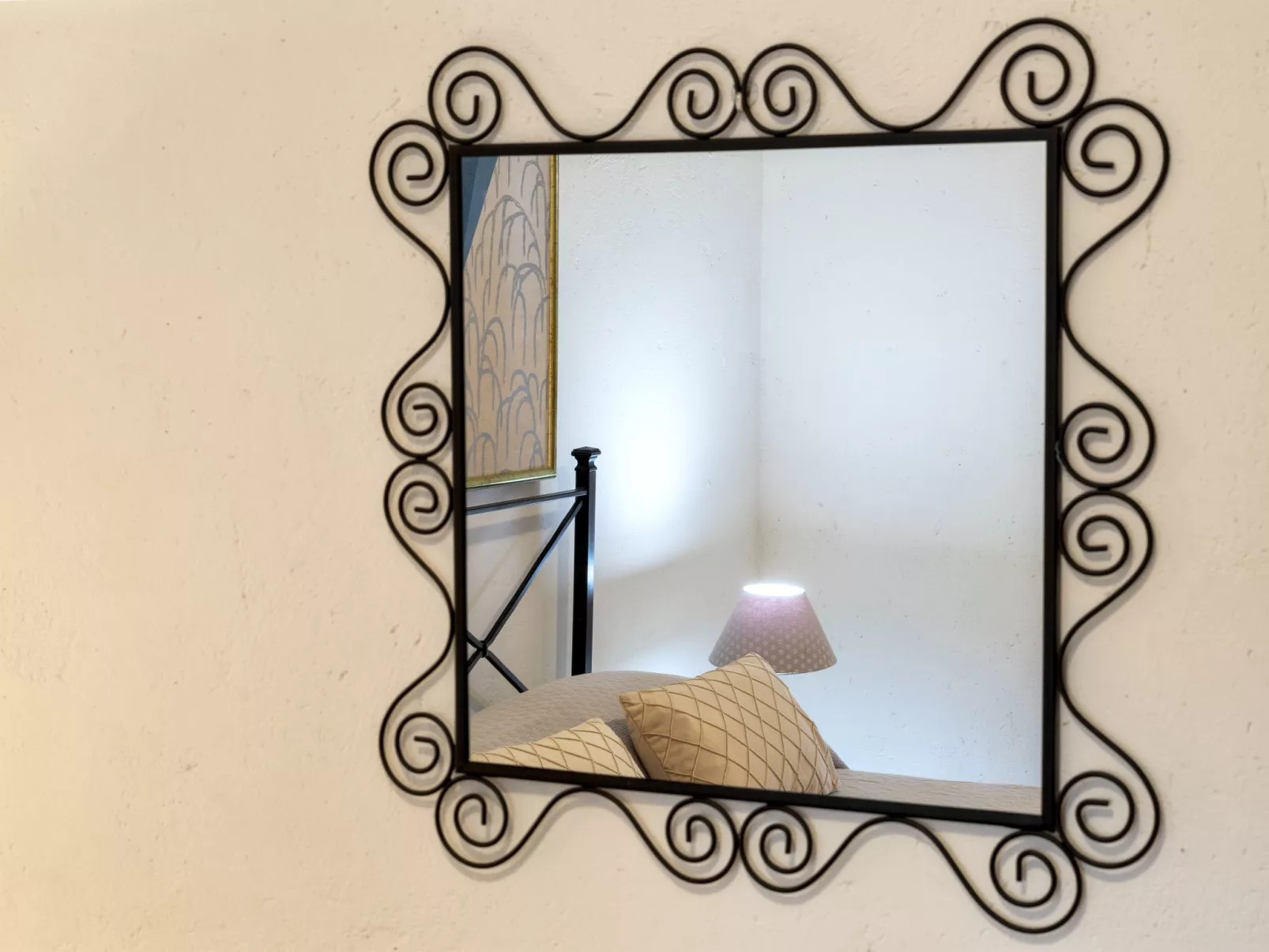 D4 - I1, Baia de Bahas-Inside