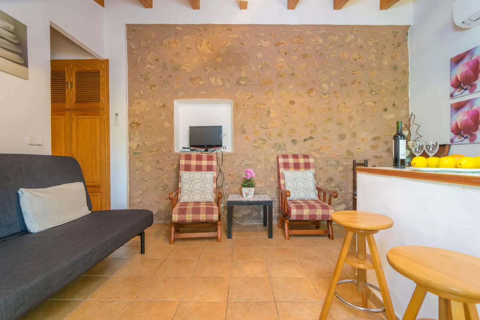 Can Fabiol - Adults Only-Living room