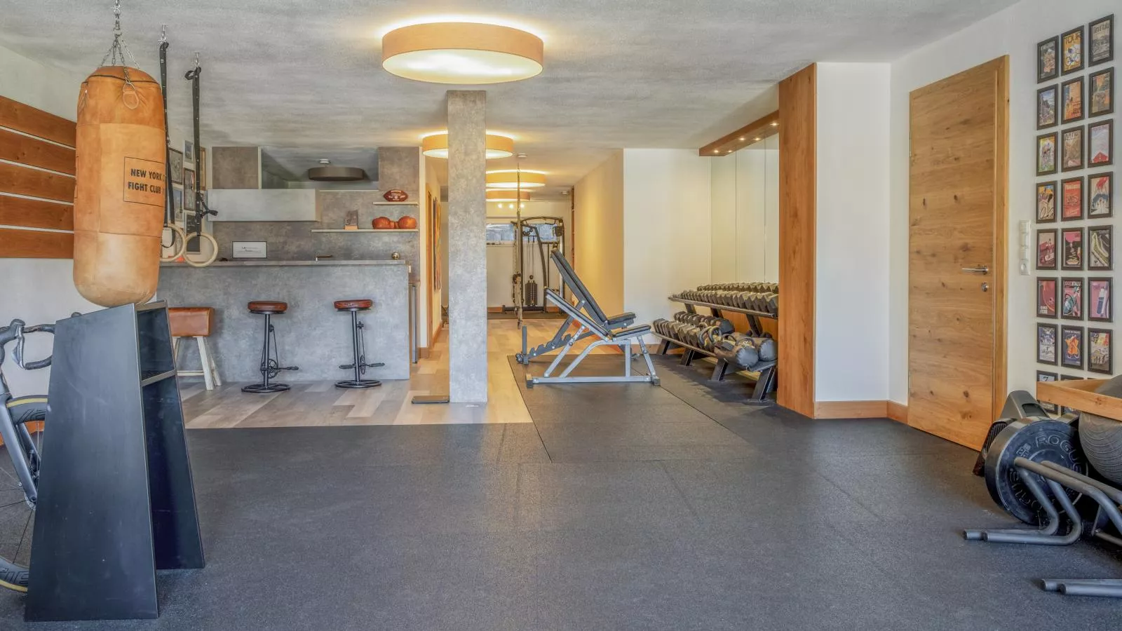 Helfenstein Lodge-Facilities