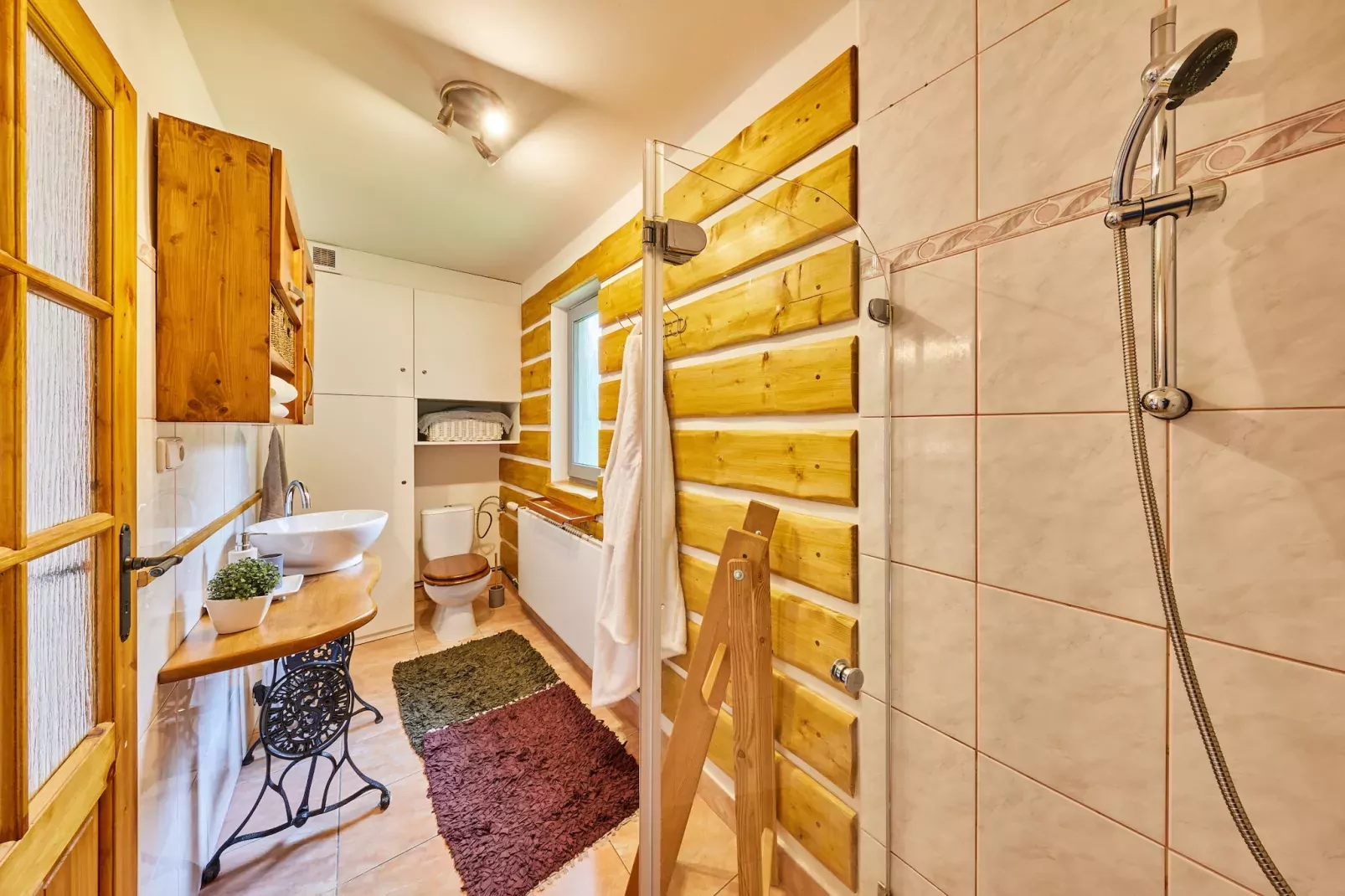 Albrechtice LAT085-Bathroom