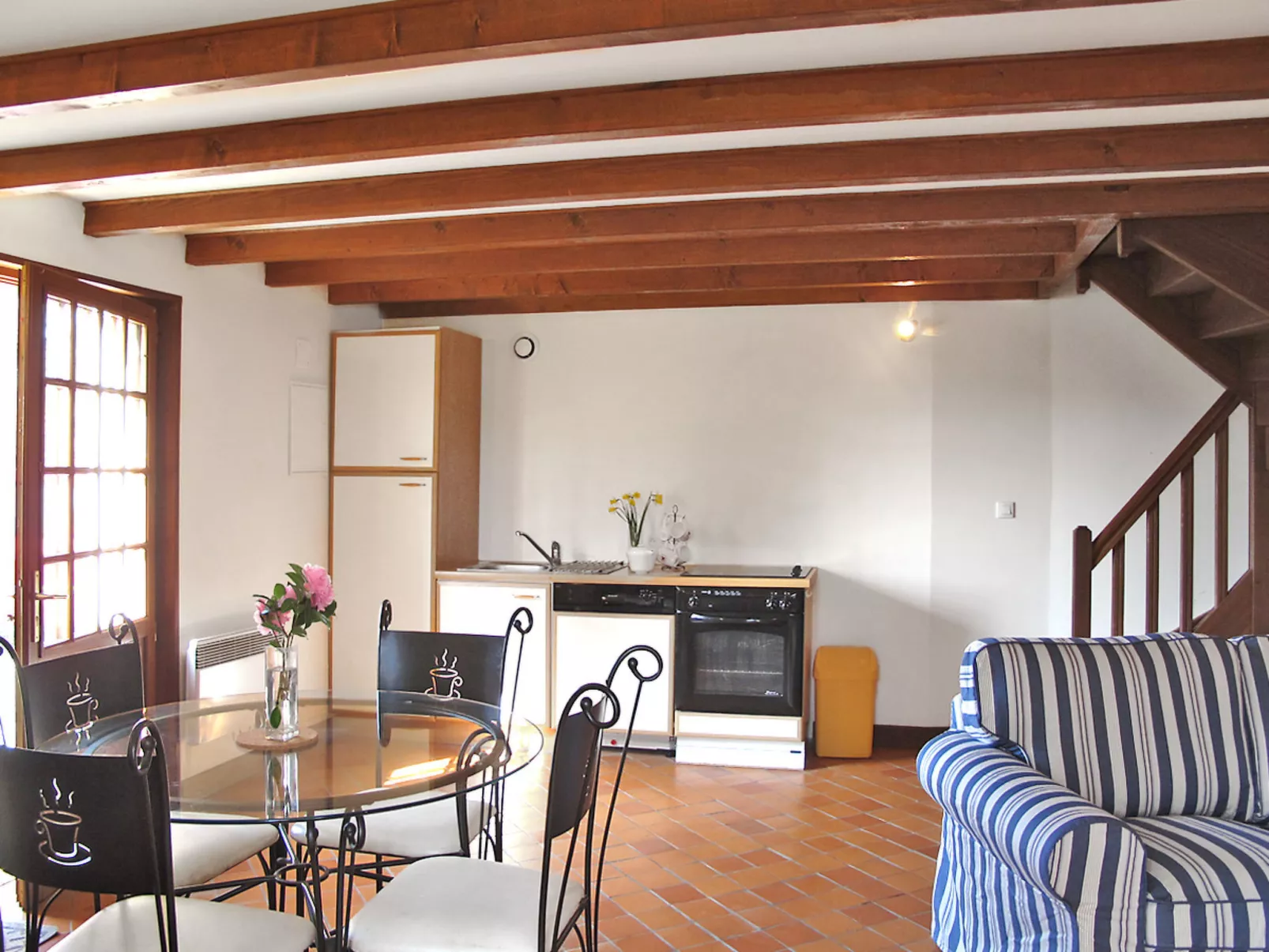 La Voisinière no. 3-Inside