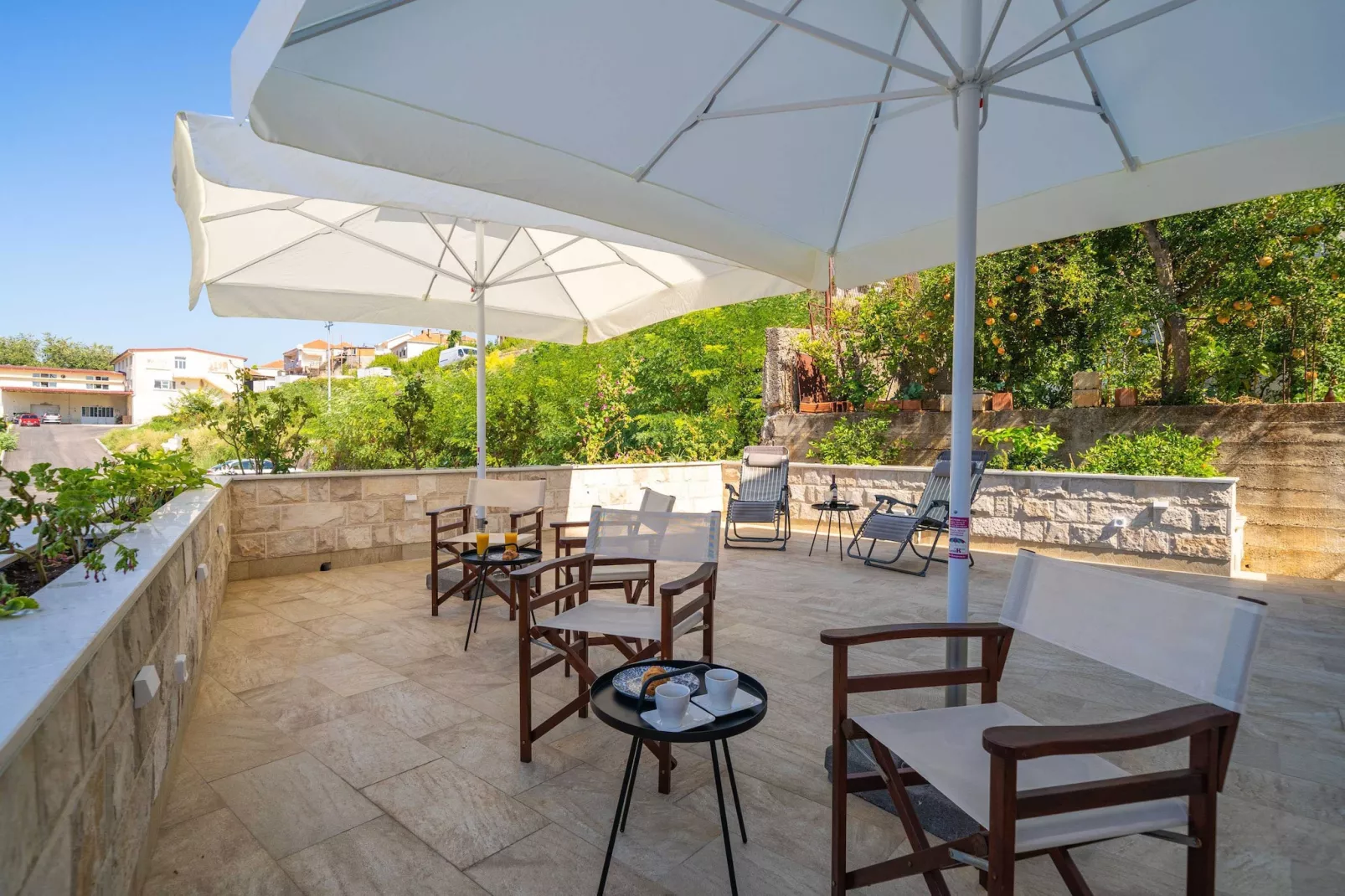 Apartments Aura - Comfort Studio Apartment 2 with shared swimming pool-Outdoor