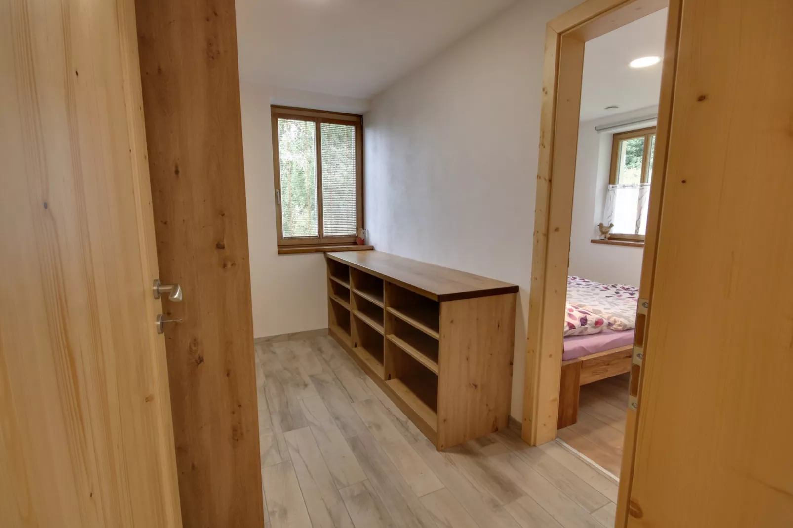 Korenov LPM010-Bedroom
