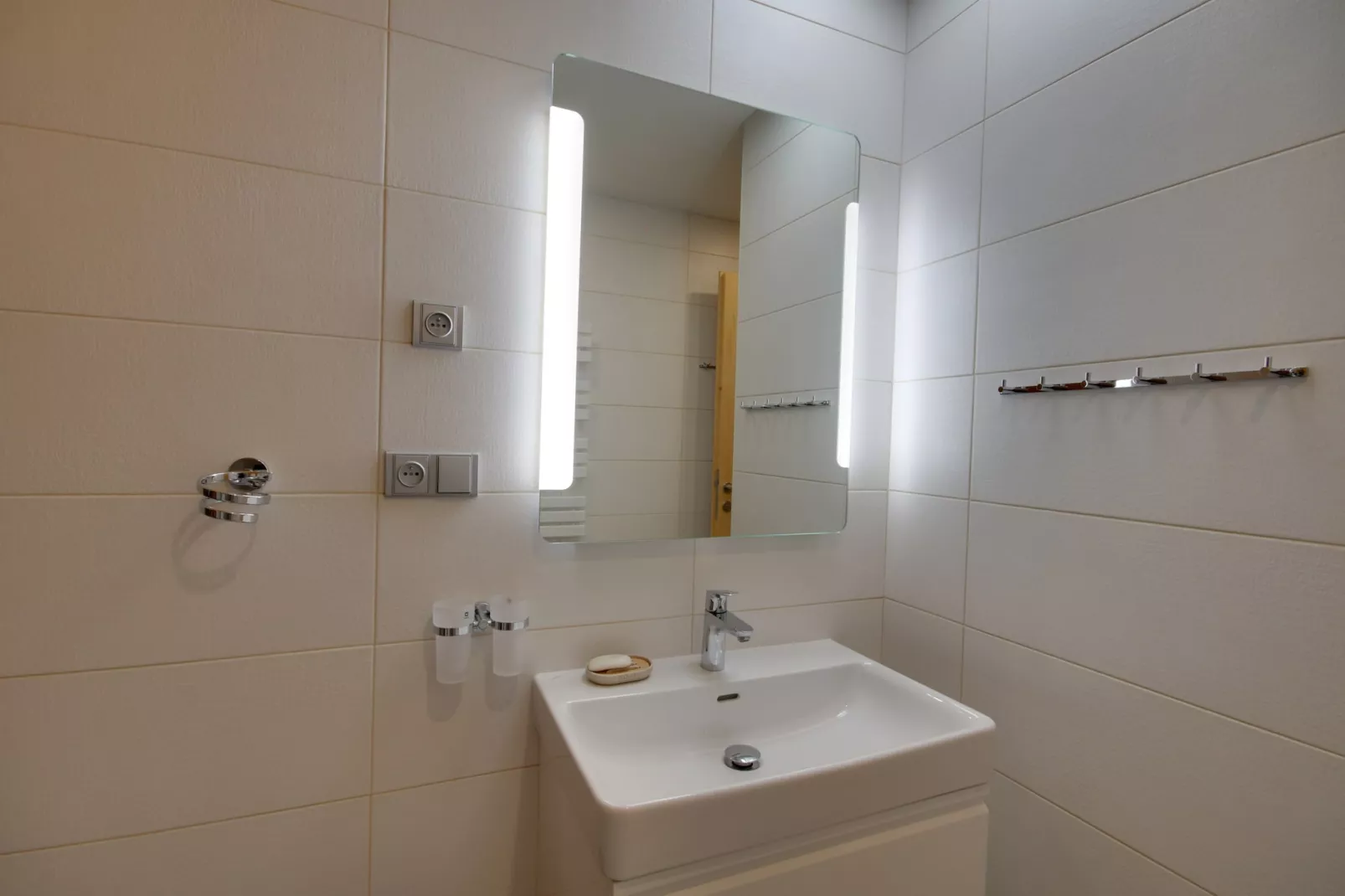 Korenov LPM010-Bathroom