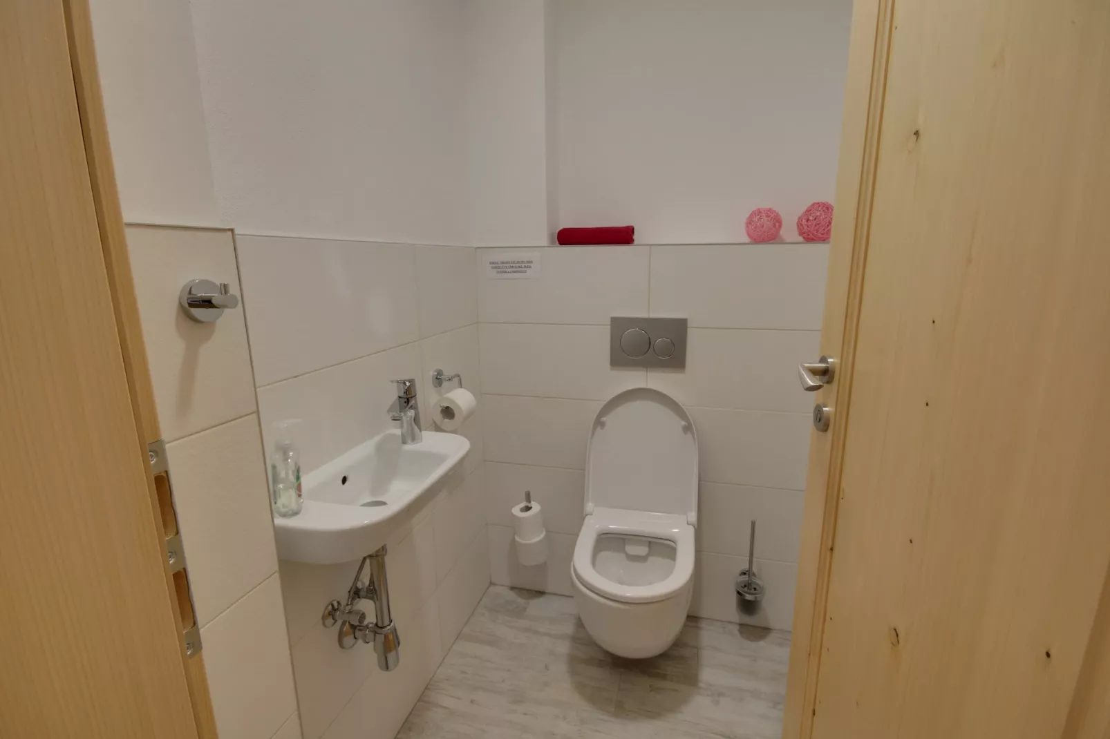 Korenov LPM010-Bathroom