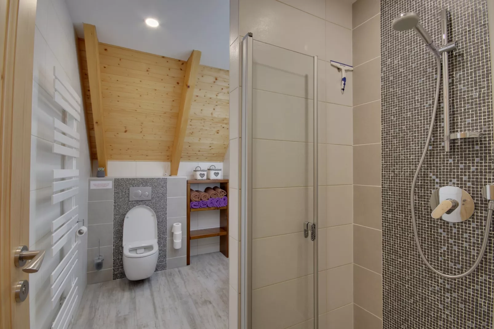Korenov LPM010-Bathroom