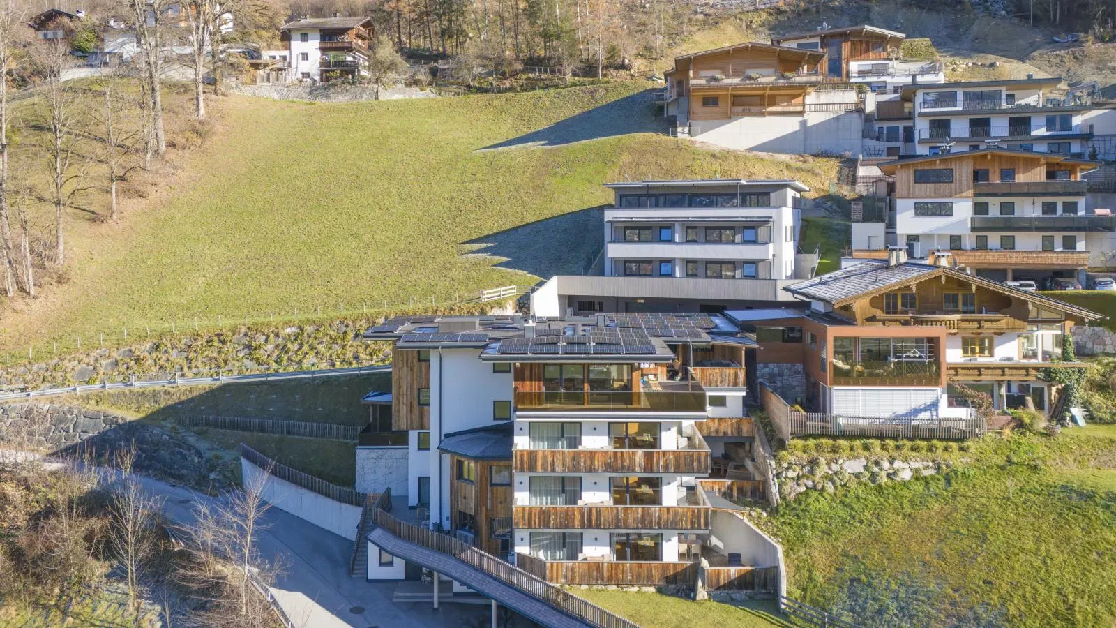Helfenstein Lodge-Exterior winter