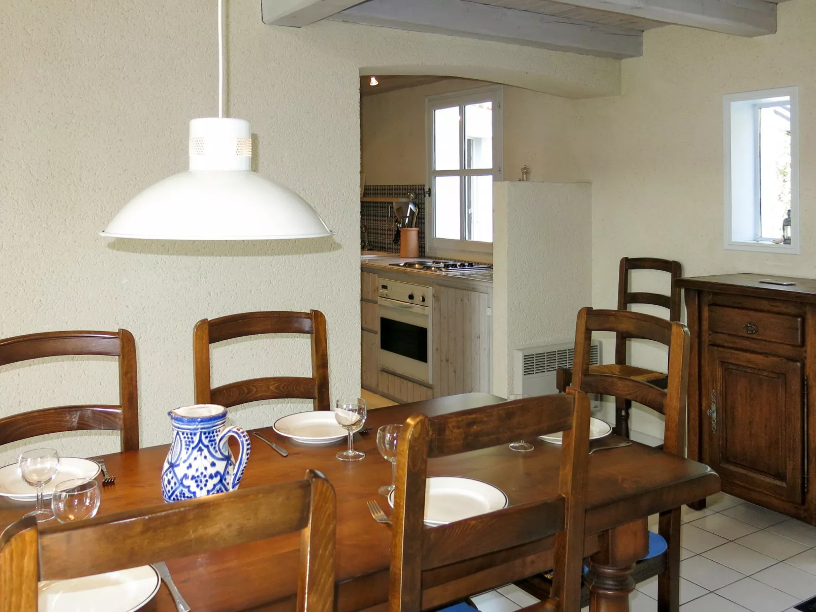 Les Brisans-Inside