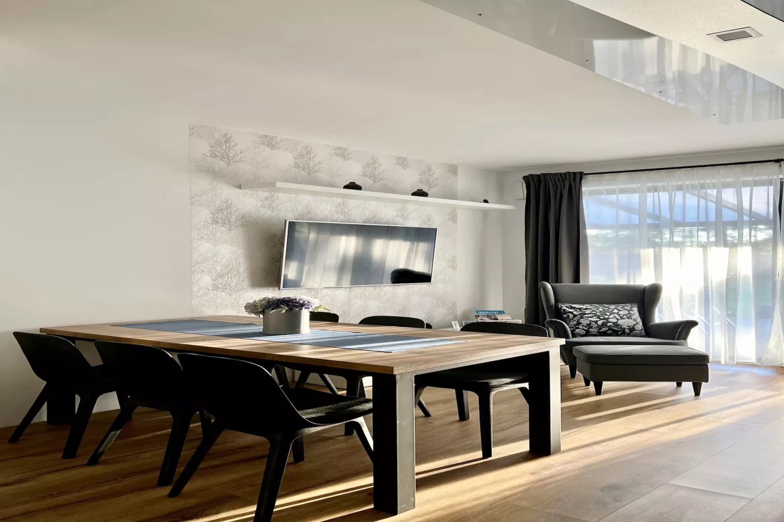 Doksy LDMA001-Dining room