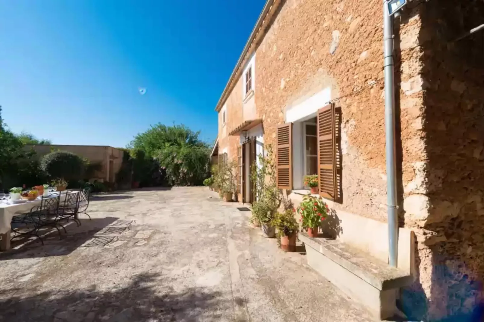 Son Obra Nou-Exterior summer