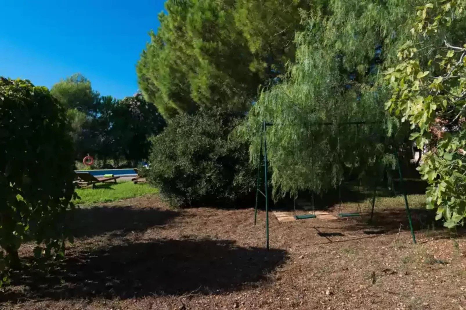 Son Obra Nou-View summer