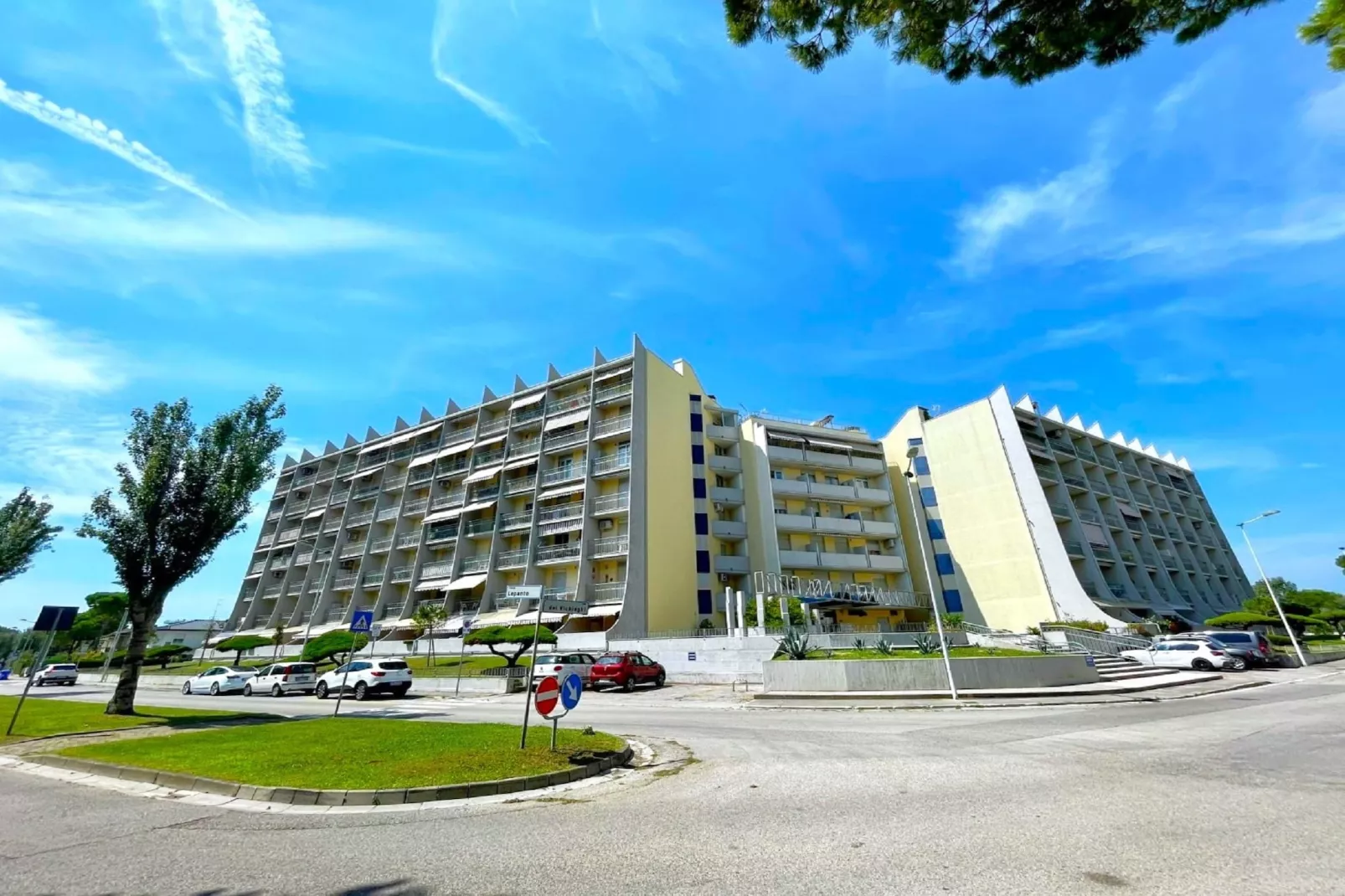Bora 6C-Exterior summer
