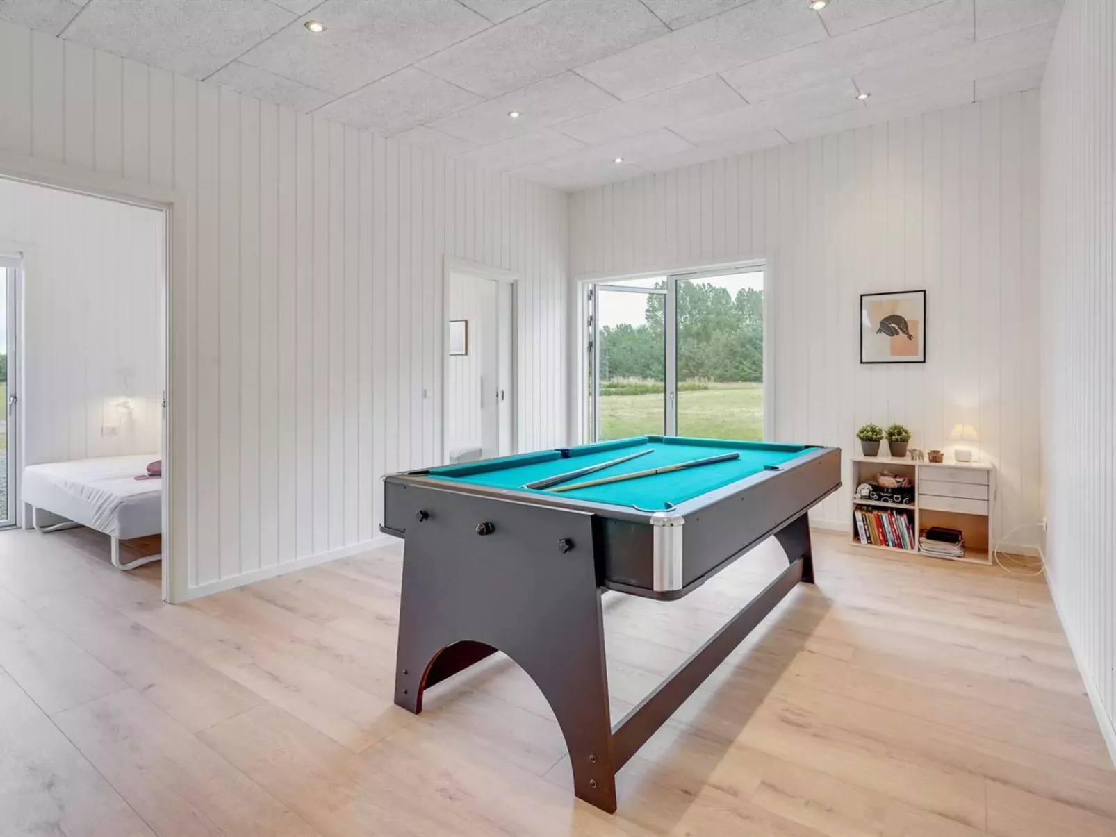 "Vanna" - 1.2km from the sea-Inside
