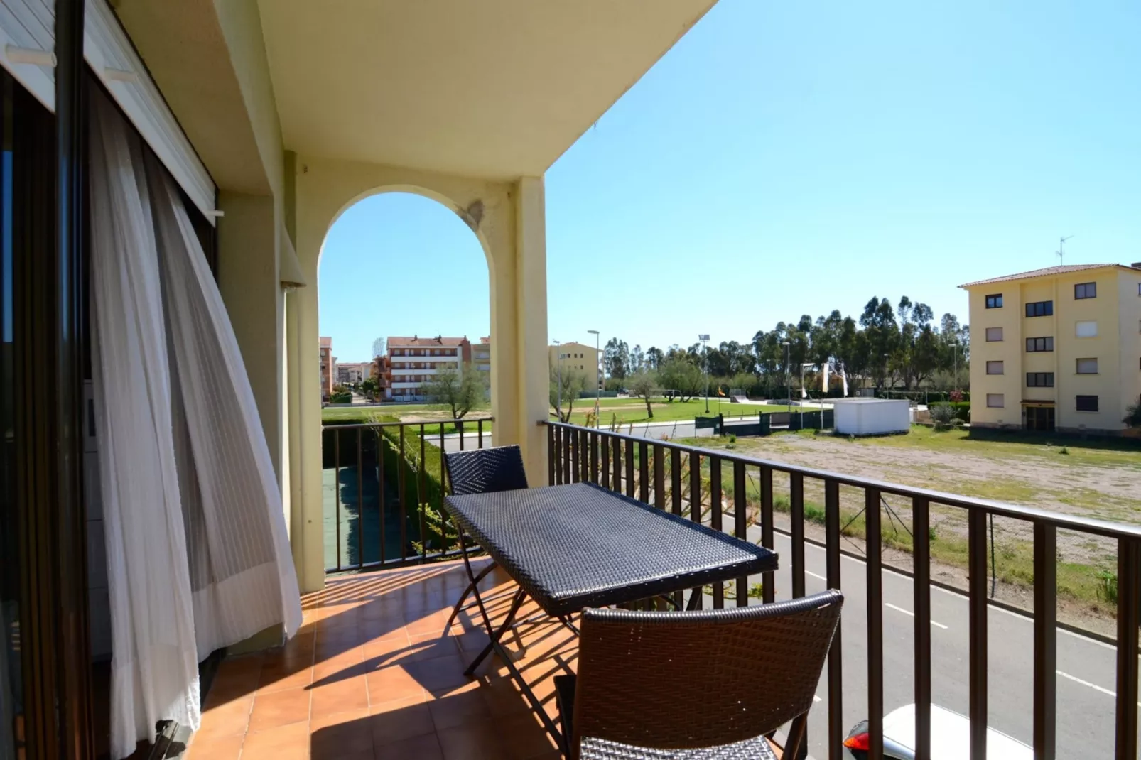 JADEMAR 130-C-Terrace balcony